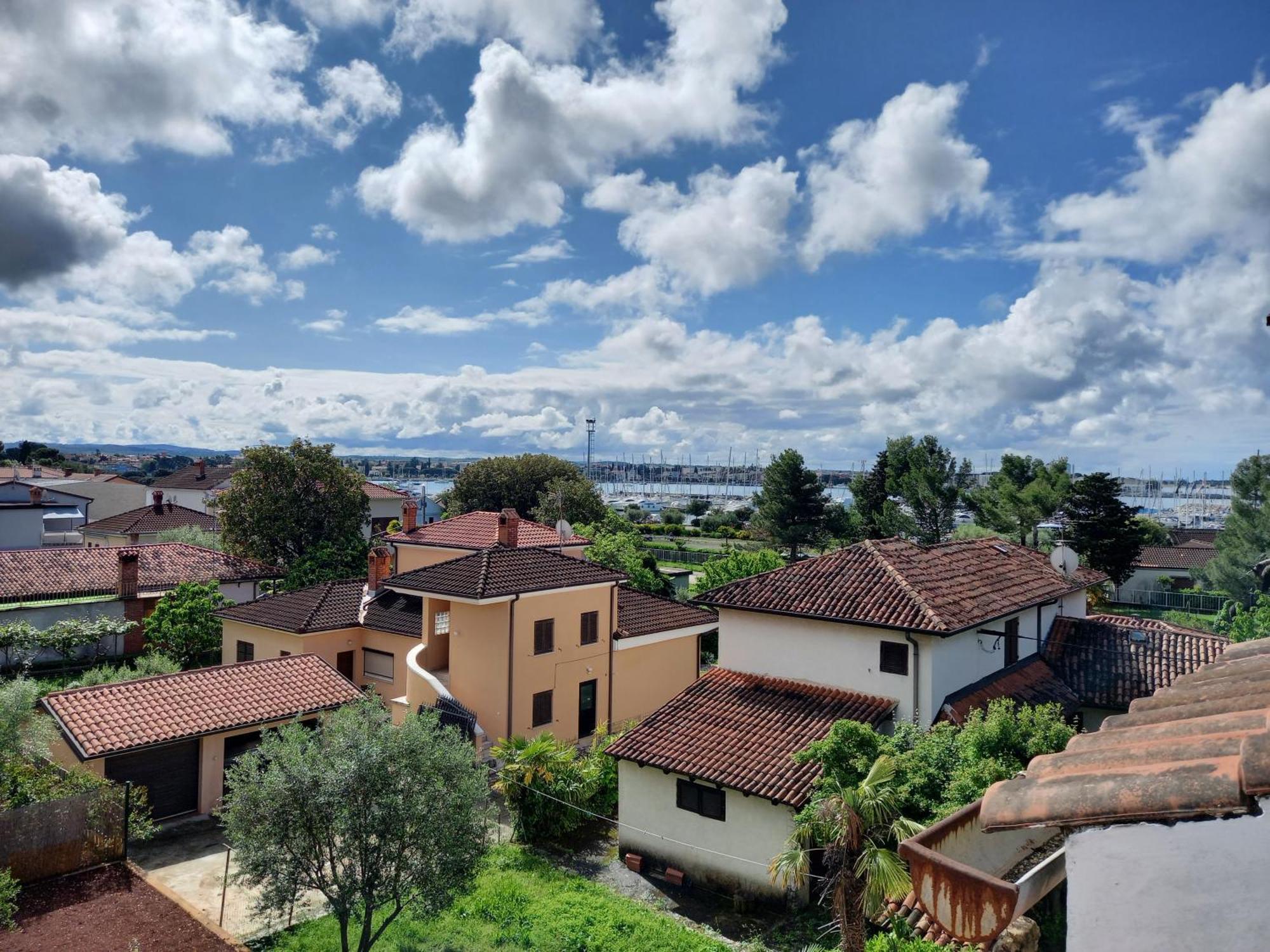 Ferienwohnung Dasen Umag Exterior foto